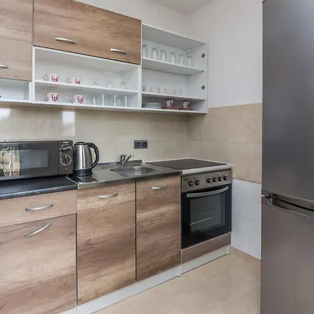 Apartman Plaza Ab Vir